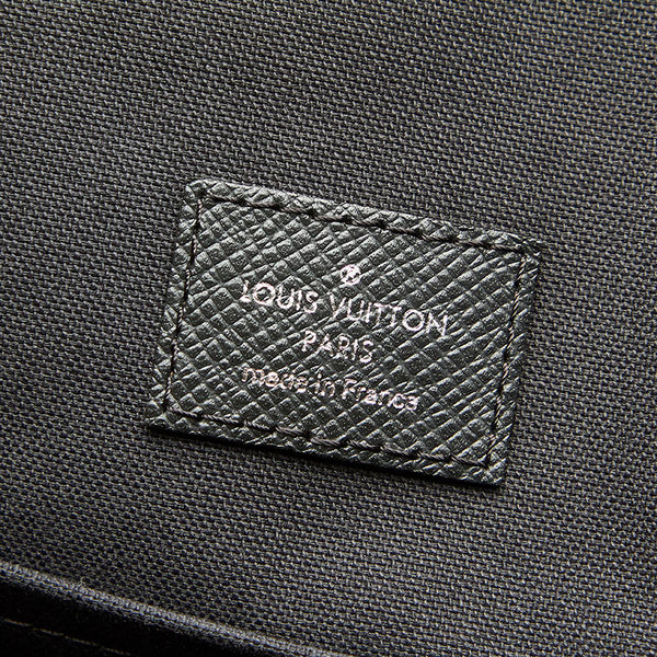 ルイ ヴィトン タイガ アンドレイ M32482 ブラック レザー メッセンジャーバッグ メンズ LOUIS VUITTON 【中古】