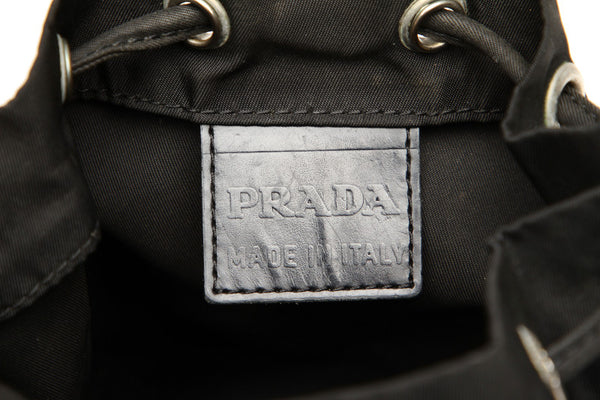 プラダ ブラック 黒 ナイロン ポーチ レディース PRADA 中古