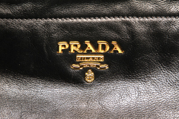プラダ BR4866 ブラック 黒 レザー ショルダーバッグ レディース PRADA 中古