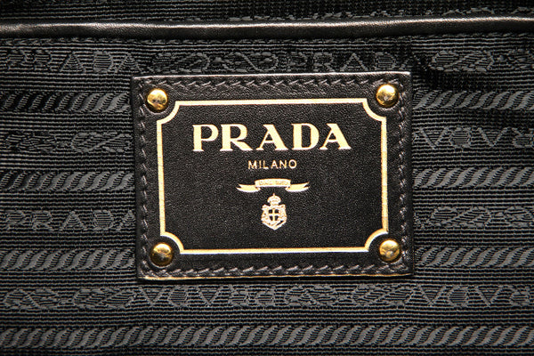 プラダ BR4866 ブラック 黒 レザー ショルダーバッグ レディース PRADA 中古