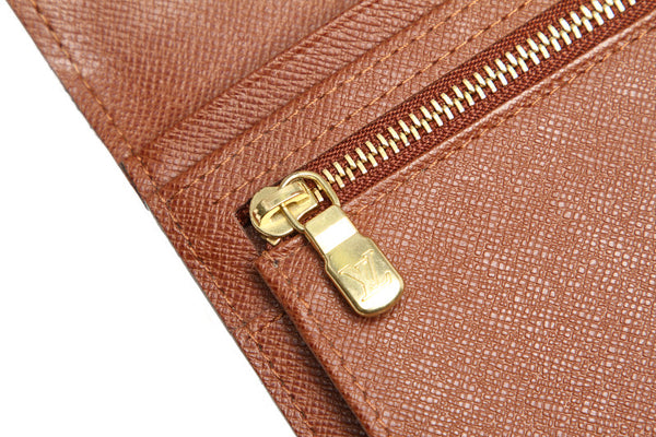 ルイ ヴィトン モノグラム パスポール M60135 ブラウン 茶 PVC レザー 長財布 LOUIS VUITTON ユニセックス 中古