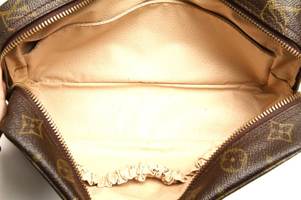 ルイ ヴィトン モノグラム トゥルーストワレット 28 Ｍ47522 ブラウン 茶 PVC レザー ポーチ レディース LOUIS VUITTON 中古