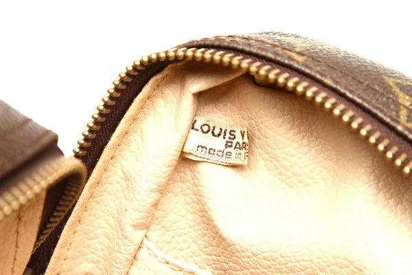 ルイ ヴィトン モノグラム トゥルーストワレット 28 Ｍ47522 ブラウン 茶 PVC レザー ポーチ レディース LOUIS VUITTON 中古