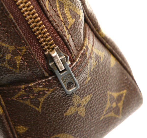 ルイ ヴィトン モノグラム トゥルーストワレット 28 Ｍ47522 ブラウン 茶 PVC レザー ポーチ レディース LOUIS VUITTON 中古