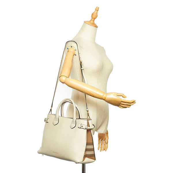 バーバリー ホワイト レザー ショルダーバッグ レディース BURBERRY 中古