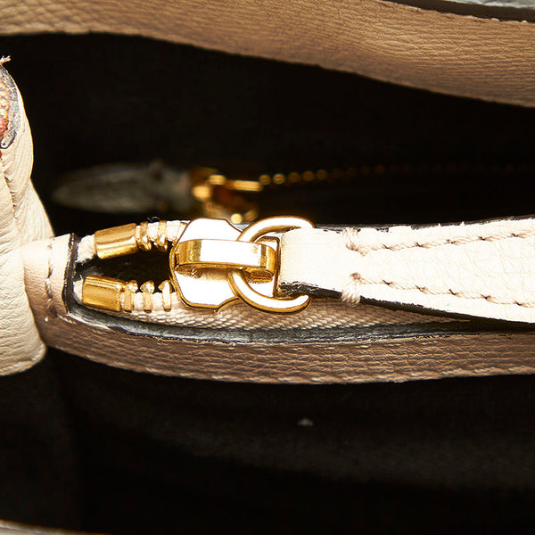 バーバリー ホワイト レザー ショルダーバッグ レディース BURBERRY 中古