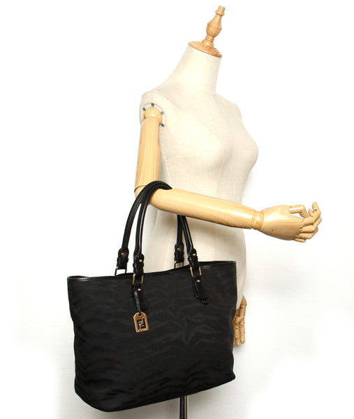 フェンディ 虎柄 8BH115 ブラック キャンバス レザー トートバッグ レディース FENDI 中古