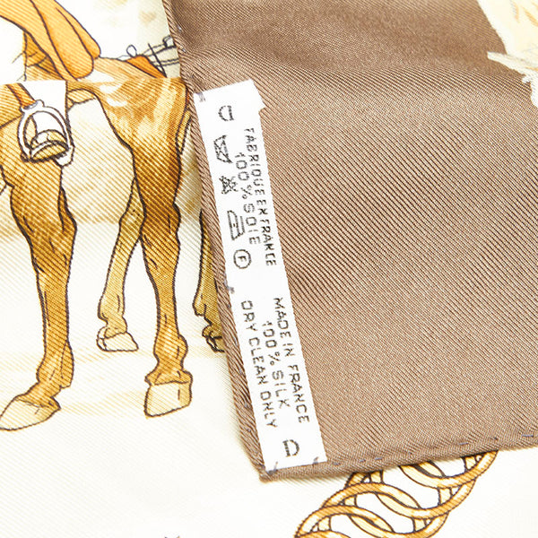 エルメス カレ 90 LA PROMENADE DE LONGCHAMPS ロンシャンへの散歩 カーキ ホワイト シルク スカーフ レディース HERMES 中古