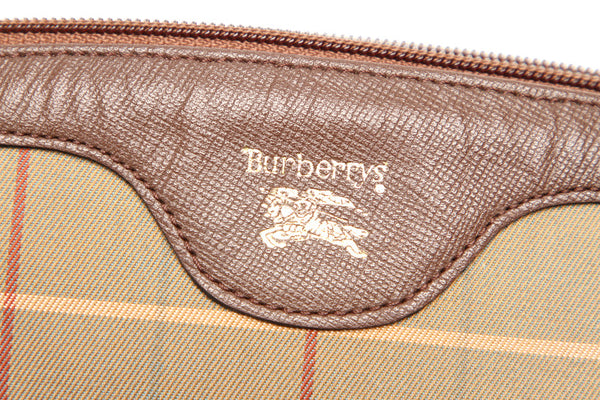 バーバリー カーキ 緑 キャンバス レザー クラッチバッグ ユニセックス BURBERRY 中古
