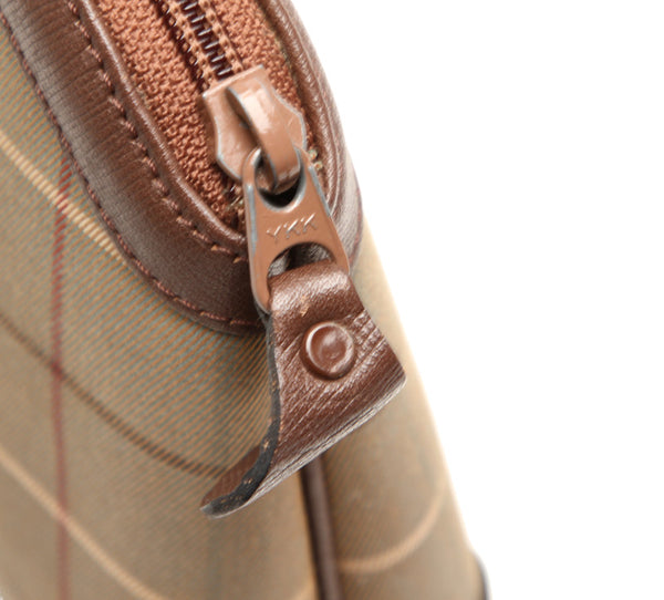 バーバリー カーキ 緑 キャンバス レザー クラッチバッグ ユニセックス BURBERRY 中古