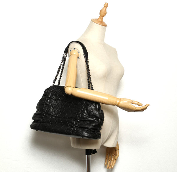 シャネル マトラッセ チェーン ショルダーバッグ レディース CHANEL 中古