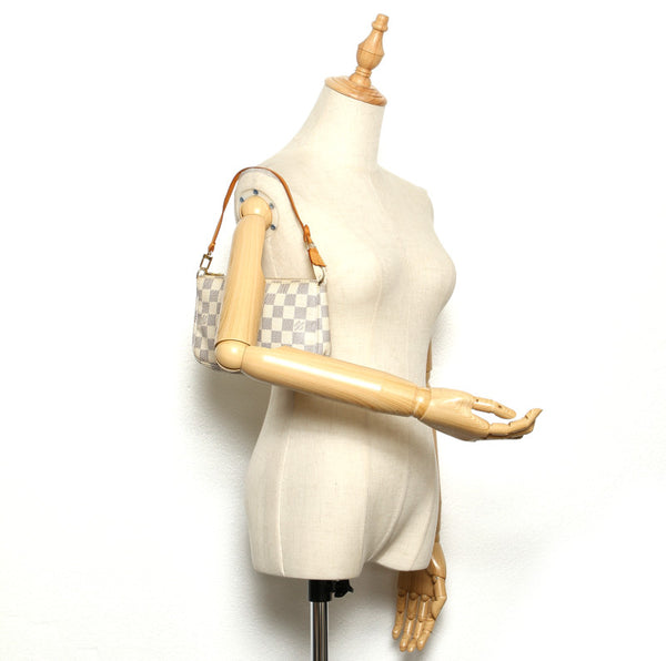 ルイ ヴィトン ダミエアズール アクセソワール N51986 ホワイト 白 PVC レザー ポシェット LOUIS VUITTON レディース 中古