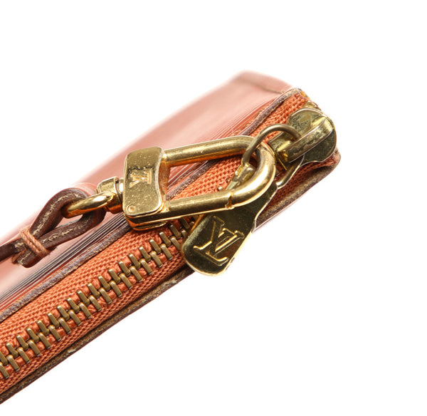 ルイ ヴィトン エピ アクセソワール M52943 ブラウン レザー ポシェット レディース LOUIS VUITTON 中古