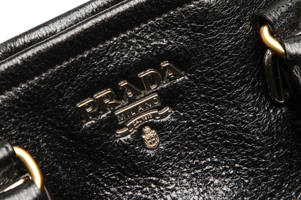 プラダ ブラック 黒 レザー ハンドバッグ レディース PRADA 中古