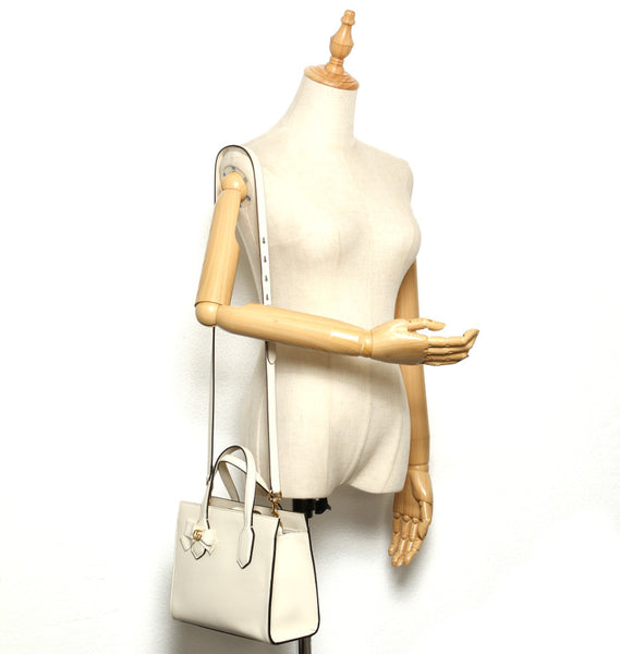 グッチ GGマーモント 443089 ホワイト レザー ショルダーバッグ レディース GUCCI 中古