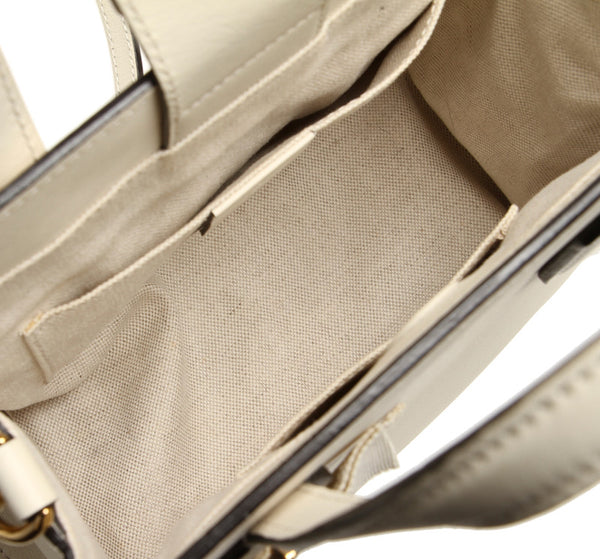 グッチ GGマーモント 443089 ホワイト レザー ショルダーバッグ レディース GUCCI 中古