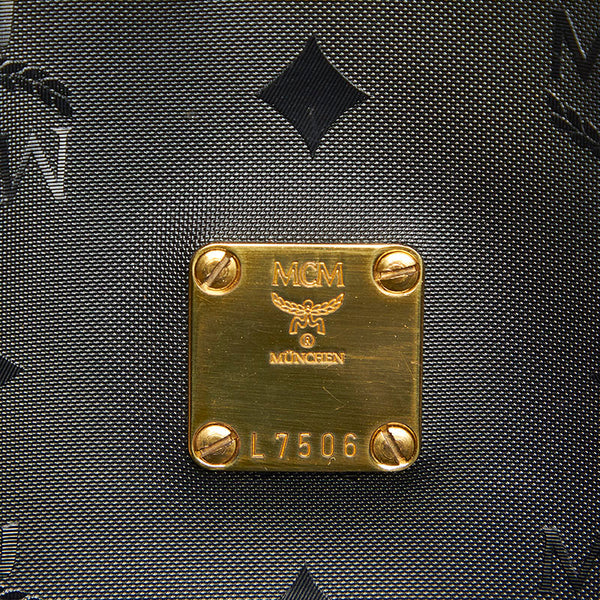 エム シー エム ブラック PVC レザー 斜め掛け ショルダーバッグ レディース MCM 中古