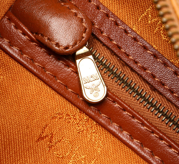 エム シー エム ブラウン 茶 レザー ハンドバッグ MCM レディース 中古