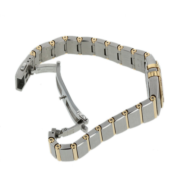 オメガ コンステレーション マンハッタン ブラッシュ 腕時計 131.20.25.60.55.001 クオーツ ホワイトシェル文字盤 ステンレススチール K18YG イエローゴールド ダイヤモンド レディース OMEGA 【中古】