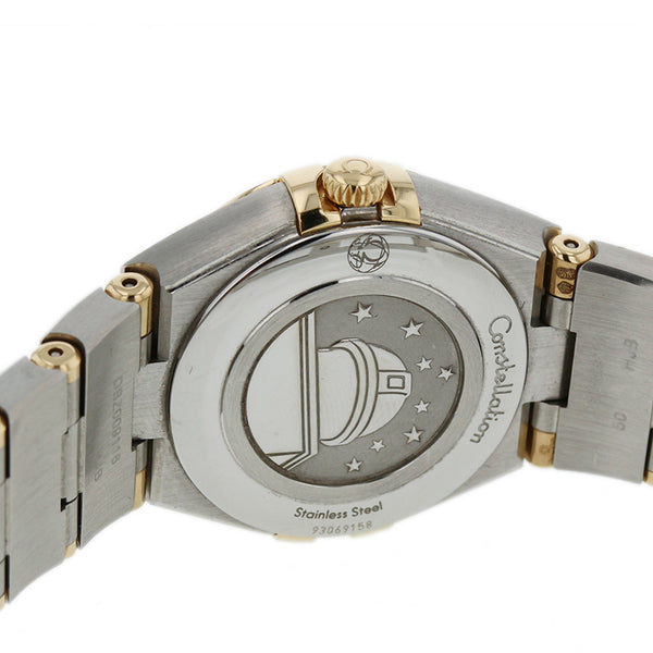 オメガ コンステレーション マンハッタン ブラッシュ 腕時計 131.20.25.60.55.001 クオーツ ホワイトシェル文字盤 ステンレススチール K18YG イエローゴールド ダイヤモンド レディース OMEGA 【中古】