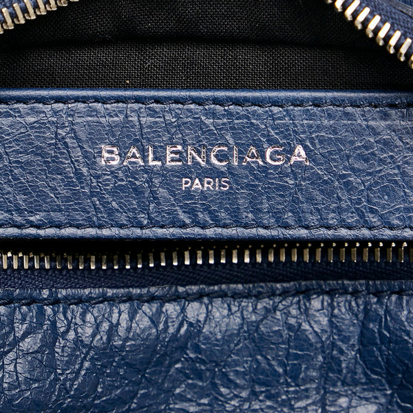バレンシアガ クラシック スタッズ ボディバッグ 542013 ネイビー レザー メンズ BALENCIAGA 【中古】