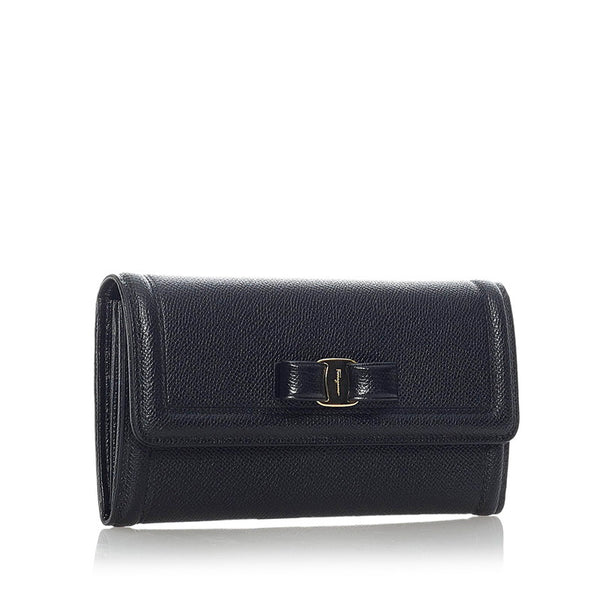 サルヴァトーレフェラガモ ヴァラリボン 長財布 KM-22 D154 ブラック レザー レディース Salvatore Ferragamo 【中古】