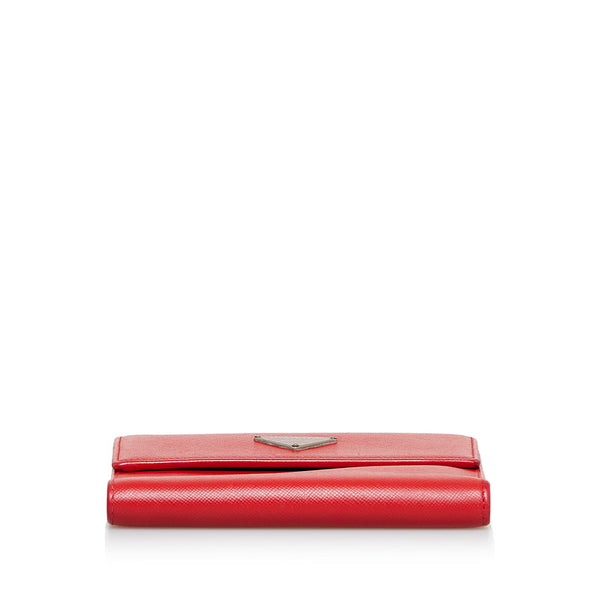 プラダ 三角ロゴプレート  三つ折り財布 レッド レザー レディース PRADA 【中古】