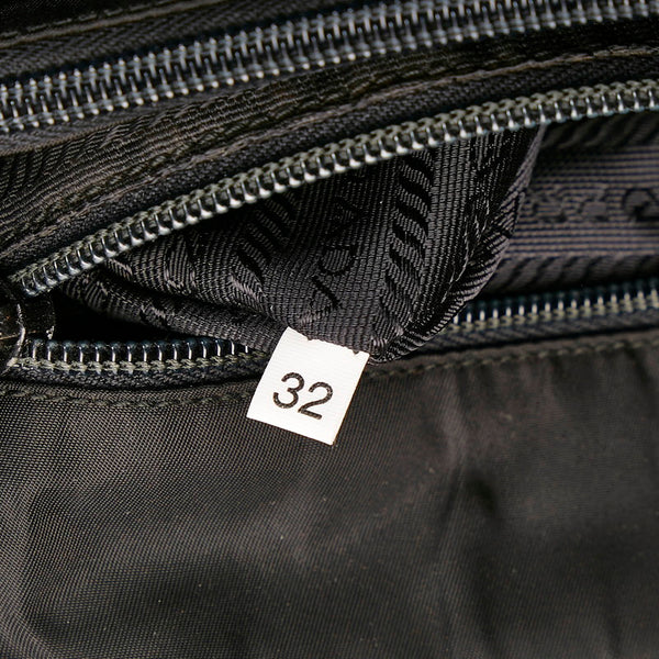 プラダ ブラック ナイロン ハンドバッグ レディース PRADA 【中古】