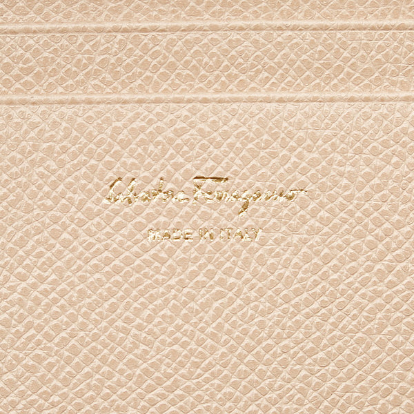 サルヴァトーレフェラガモ ガンチーニ 二つ折り財布 R‐22C880 ベージュ レザー レディース Salvatore Ferragamo 【中古】