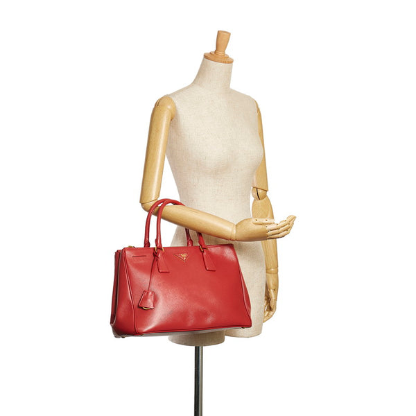 プラダ ハンドバッグ レッド レザー レディース PRADA 【中古】