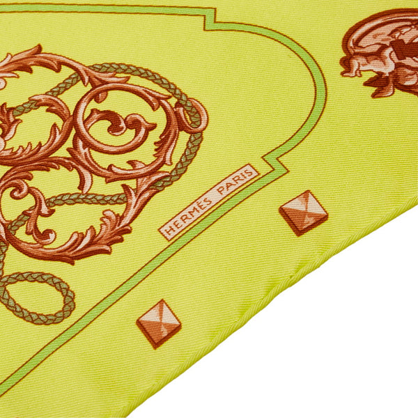 エルメス ポワントゥ 鍵 三角 スカーフ イエロー マルチカラー シルク レディース HERMES 【中古】