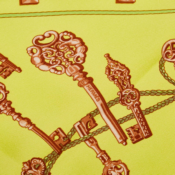 エルメス ポワントゥ 鍵 三角 スカーフ イエロー マルチカラー シルク レディース HERMES 【中古】