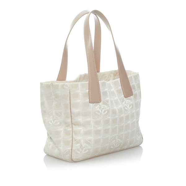 シャネル ニュートラベルライン トートバッグ ベージュ キャンバス レザー レディース CHANEL 【中古】