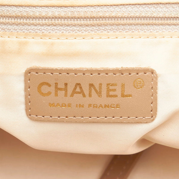 シャネル ニュートラベルライン トートバッグ ベージュ キャンバス レザー レディース CHANEL 【中古】