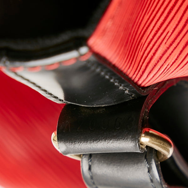 ルイ ヴィトン エピ プチノエ ショルダーバッグ M44172 カスティリアンレッド ノワール レザー レディース LOUIS VUITTON 【中古】