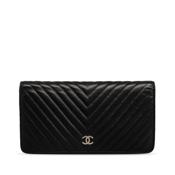 シャネル シェブロン ココマーク Vステッチ 長財布 ブラック シルバー ラムスキン レディース CHANEL 【中古】