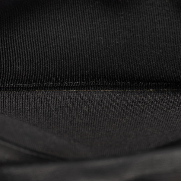 シャネル シェブロン ココマーク Vステッチ 長財布 ブラック シルバー ラムスキン レディース CHANEL 【中古】