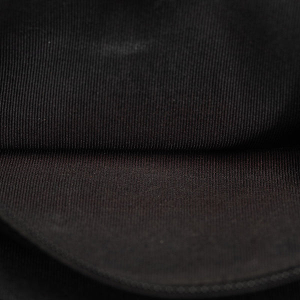 シャネル シェブロン ココマーク Vステッチ 長財布 ブラック シルバー ラムスキン レディース CHANEL 【中古】