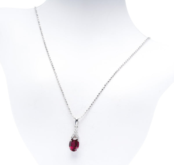 K18ホワイトゴールド ガーネット1.344ct ダイヤ0.079ct ネックレス  中古