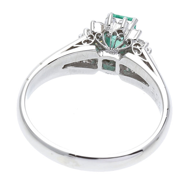 Pt900 プラチナ エメラルド0.20ct ダイヤ0.18ct リング 指輪 レディース 10号 【中古】