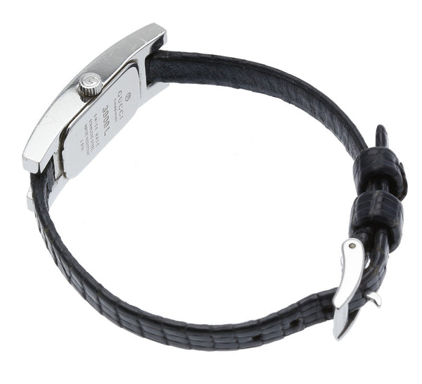 グッチ 3900L シルバー ステンレススチール 腕時計 レディース GUCCI クオーツ ブラック文字盤文字盤 【中古】