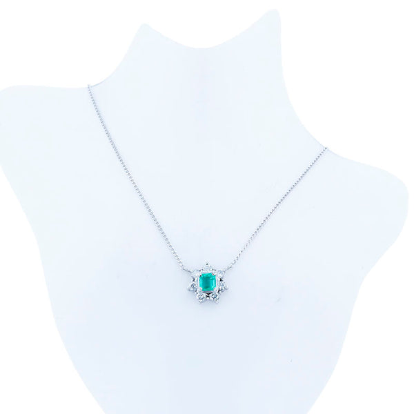 Pt900 プラチナ Pt850 プラチナ エメラルド0.51ct ダイヤ0.60ct ネックレス レディース 【中古】