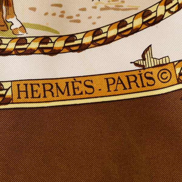 エルメス カレ90 La Chase A Tir 狩猟 カーキ ブラウン アイボリー シルク スカーフ レディース HERMES 【中古】