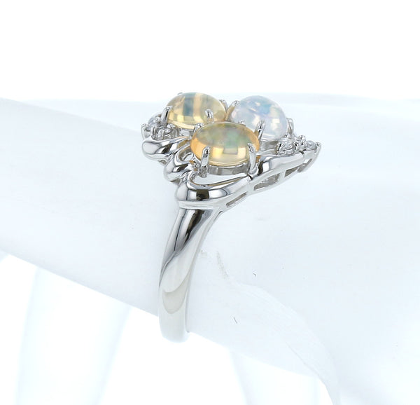 Pt900 プラチナ ウォーターオパール1.33ct ダイヤ0.07ct リング 指輪  12号 中古
