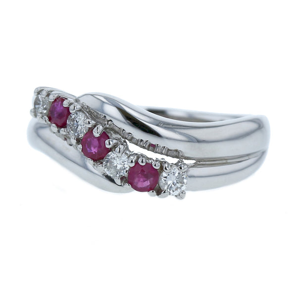 Pt900 プラチナ ルビー0.24ct ダイヤ0.20ct リング 指輪 レディース 11号 【中古】