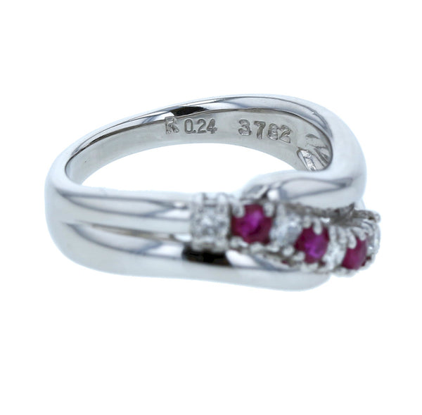 Pt900 プラチナ ルビー0.24ct ダイヤ0.20ct リング 指輪 レディース 11号 【中古】