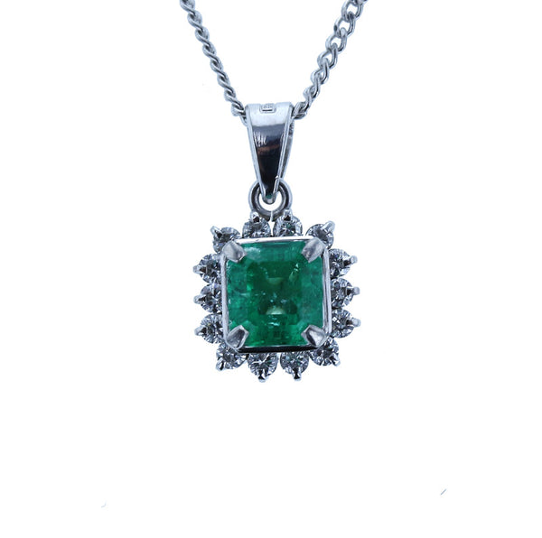 Pt900 プラチナ Pt850 プラチナ エメラルド0.90ct ダイヤ0.298ct ネックレス レディース 中古