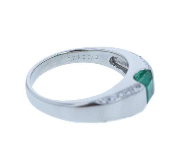Pt900 プラチナ エメラルド0.74ct ダイヤ0.13ct リング 指輪 レディース 14.5号 中古