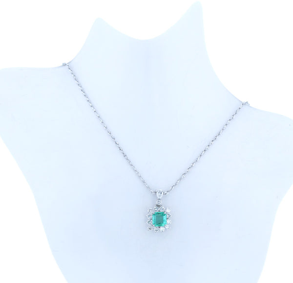 Pt900 プラチナ Pt850 プラチナ エメラルド0.52ct ダイヤ0.43ct ネックレス レディース 中古