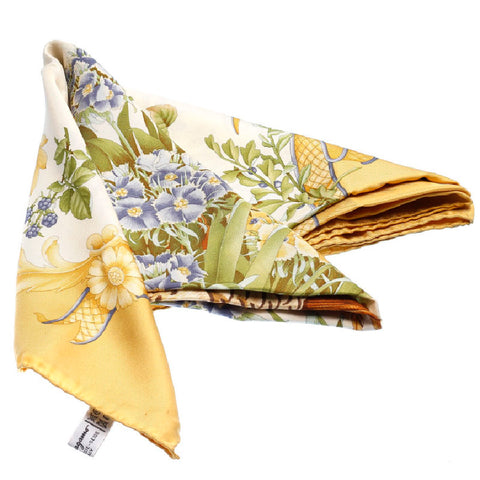 サルヴァトーレフェラガモ イエロー シルク スカーフ レディース Salvatore Ferragamo 中古